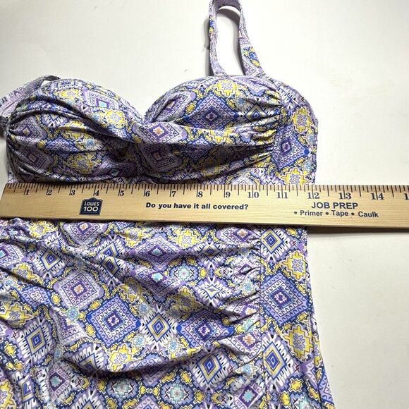 Nip Tuck One Piece Swimsuit Purple Diamond Pattern Ruched Sides - Picture 6 of 7